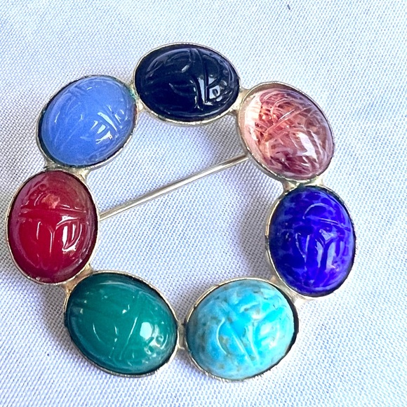Vintage Scarab Brooch Silver Tone Semi Precious Stones Egyptian Revival Jewelry - Picture 1 of 8